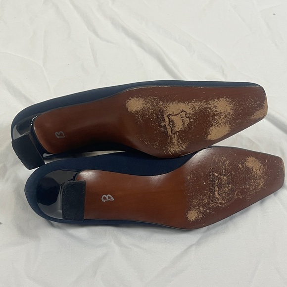 Stuart Weitzman Women Kitten Heel Square Toe Sz 8.5 Navy Blue Office Work - Picture 5 of 6